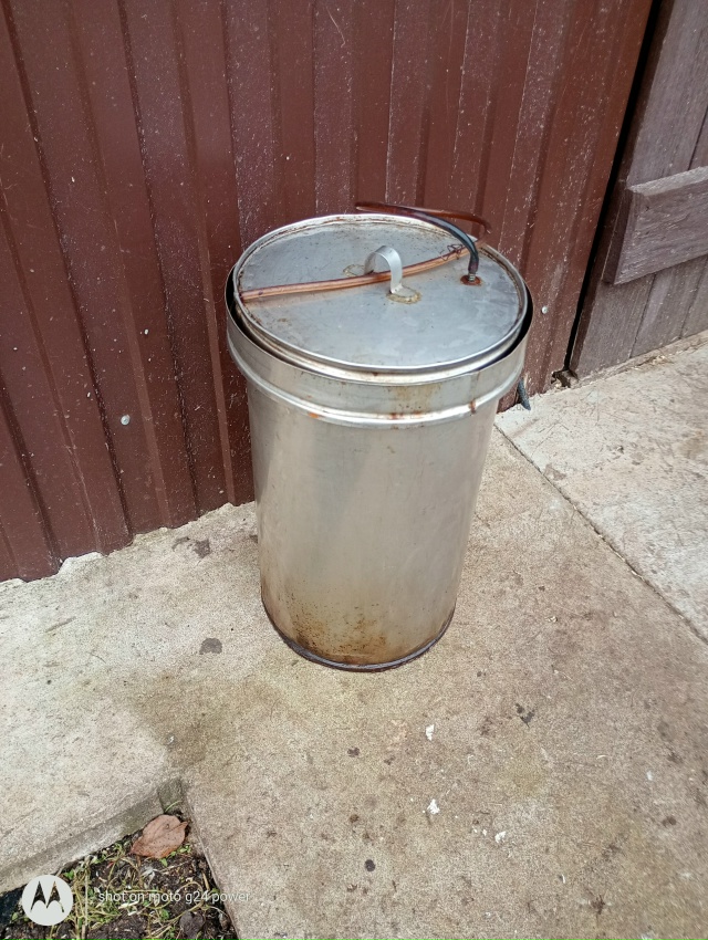 Продается коптильня с гидро затвором, для домашнего ис...