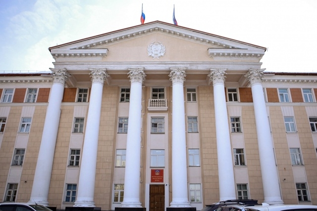 В Мурманскую областную думу внесли проект бюджета на с...