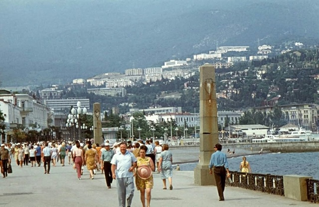Ялта, 1970-е. Кажется, будто это было совсем недавно, а вед...