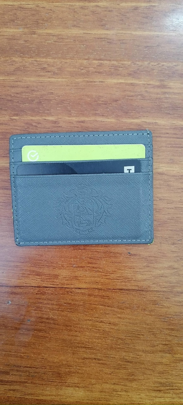 Найден на имя Алексей Марков, обращаться на автостанци...