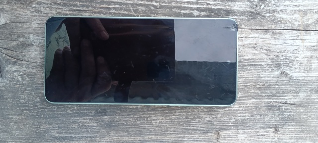 Найден телефон в районе сада 