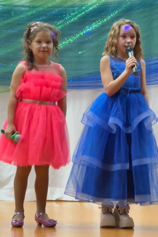 30 ноября в сельском клубе посёлка Угольный прошёл конц...