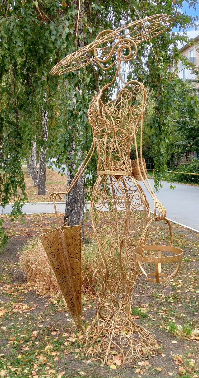 ??? Дама с зонтиком ???