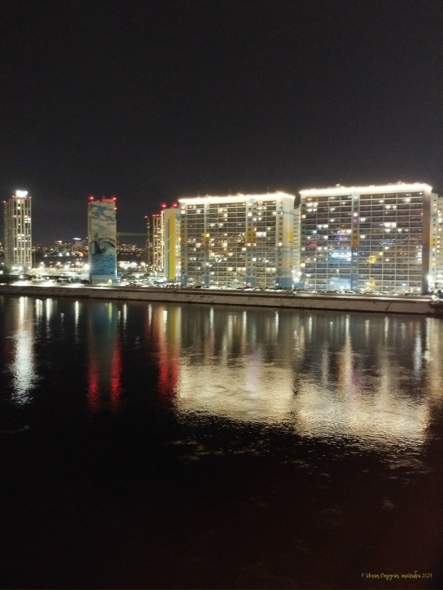 ✨ Ηoчнoй гopoд
Φoтo: Ингa Рaдугa