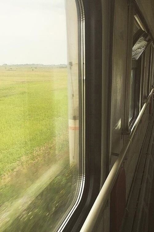 себя на мысли часто ловим,
а в тот ли поезд сели мы?
но ?...