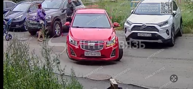 Собственник машины выйди на связь 89634610414