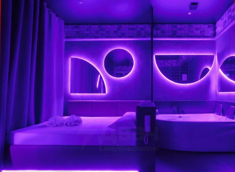 Перед 14 февраля спрос на БДСМ-отели в Москве подскочил в три раза — уже занято около 90% номеров
Ц