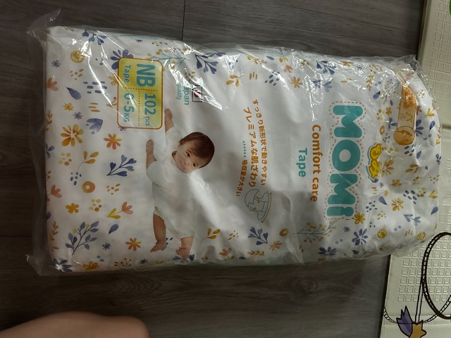 Продам MOMI от 0-5 кг - 1100 ₽,пачка открыта но взяли штучки 3-...