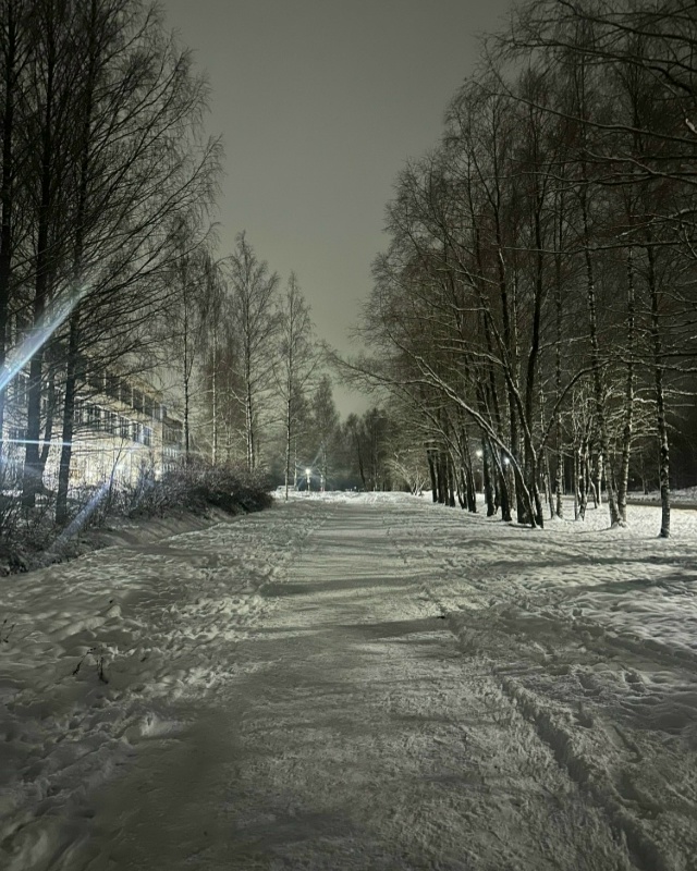 У завода им.Козицкого красота..) обожаю гулять там : все?...