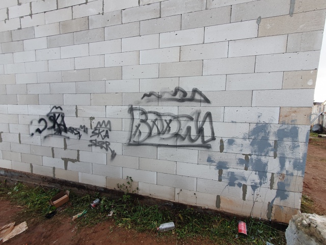 Настоятельно просим связаться с нами родителей троих ?...