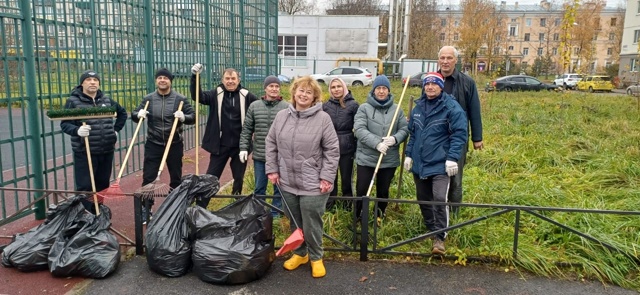 Сотрудники муниципального Спортивно-оздоровительног?...