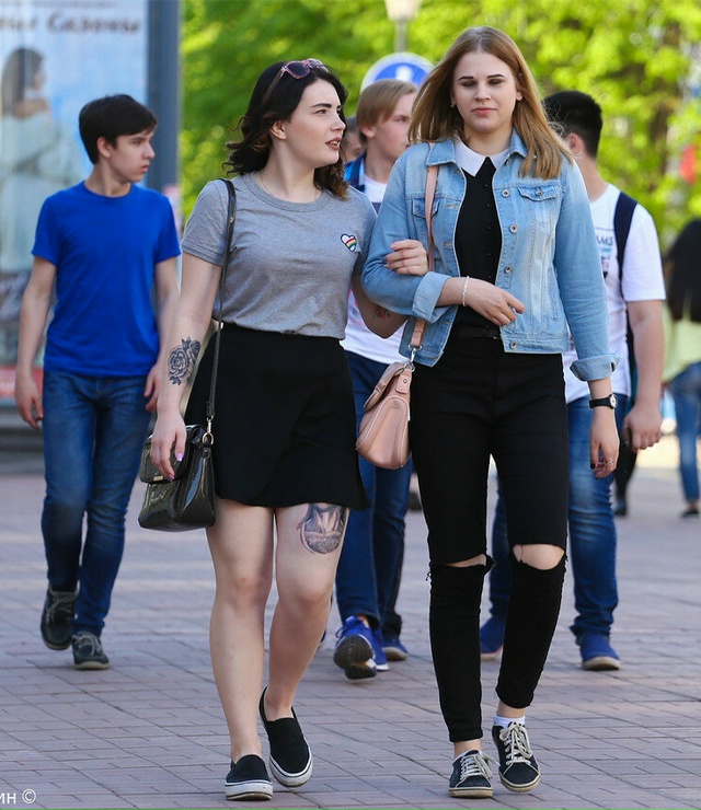 Средний возраст населения — 41 год, но у мужчин он ниже (...