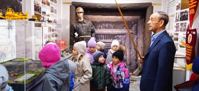 Если бы спросили, что такое музей, то все бы сказали,что...