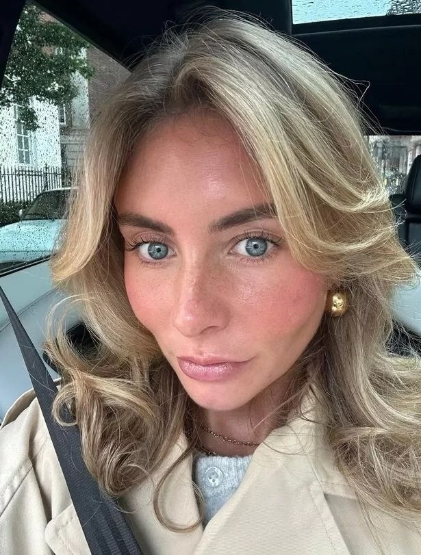 😱 Ушла добровольно с Онлика: порнушница лишилась осно...