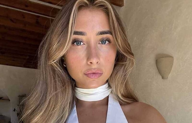 ? Модель OnlyFans Лили Филлипс побила мировой рекорд по ч?...