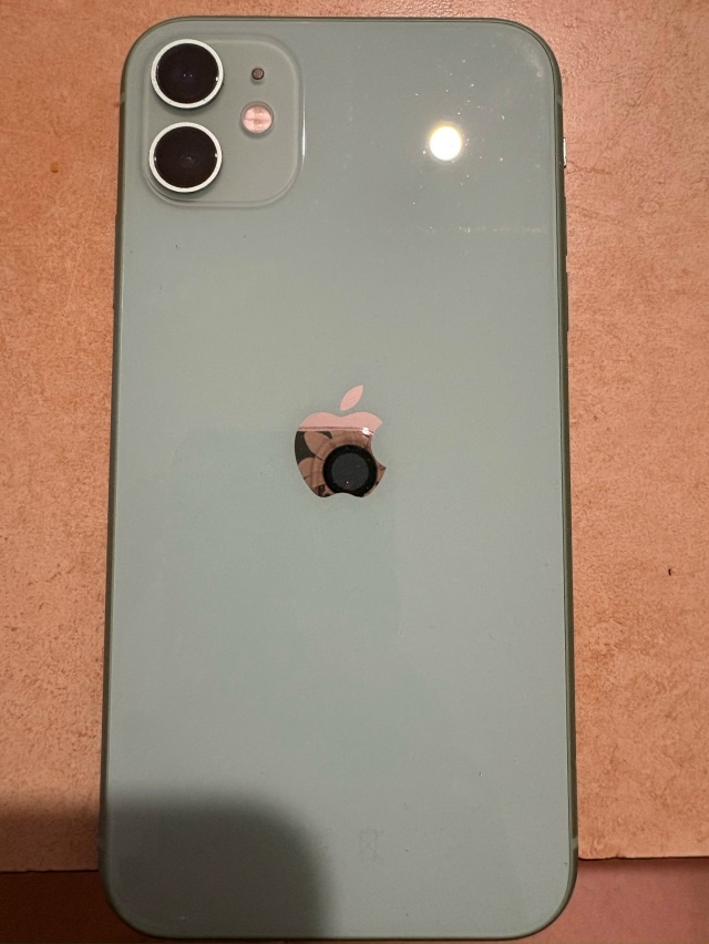 Продам iPhone 11, 64 ГБ, SIM + eSIM.
Телефон в хорошем состоянии. ?...