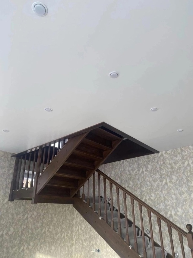 🏠 Преобразите свой дом с натяжными потолками от компа...