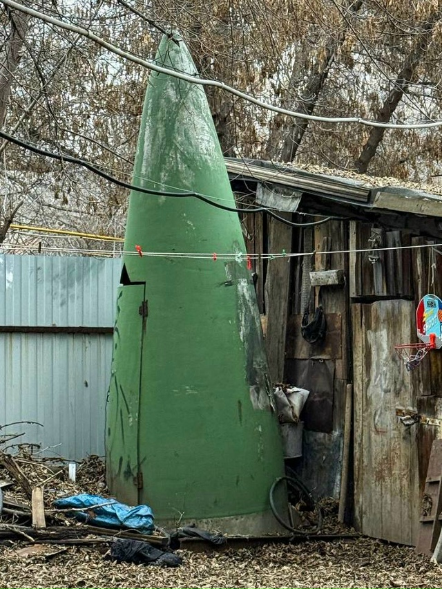 Ничего особенного, просто носовой обтекатель баллисти...