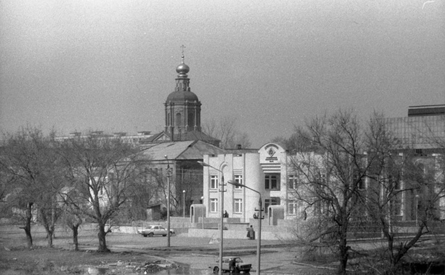 1) Река Упа
1913-1917 Тула
2) Набережная Дрейера
1994 13 апрел?...