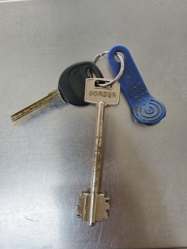 Ежедневно в 21 час по местному времени Ваши вопросы.
1⃣ ...