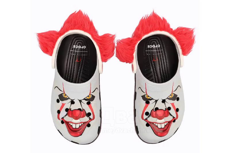 Crocs представили коллекцию тапок для фанатов фильмов ужасов
🟠Любителей маньяков ждут:
🟠Джейсон Вур