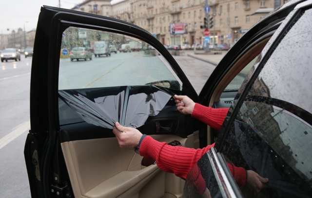 Штрафы за тонировку могут отменить.
Депутаты объясни...