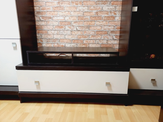 Продам мебель,модульная стенка,состоит из закрытого в?...