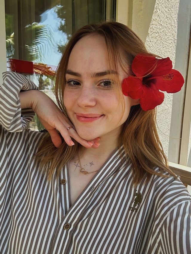 С цветочком 🌸