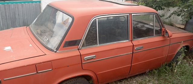 Здравствуйте. Продам автомобиль ВАЗ 2106. Документы в по?...