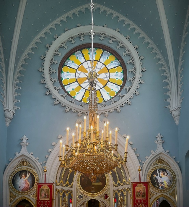 Внутри Готической капеллы