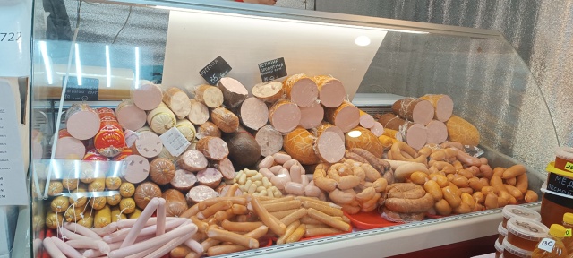 УСИНСК❗️❗️❗️ С ТОРЦА ЗДАНИЯ ДОМА БЫТА, РАБОТАЕМ БЕ?...