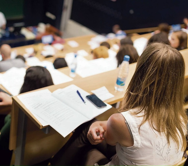 С 2026–2027 года в вузах вводят новую трёхуровневую систе?...