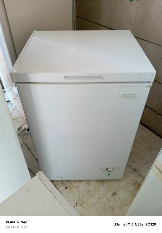 Продажа холодильников.и морозильная камери в исправн?...