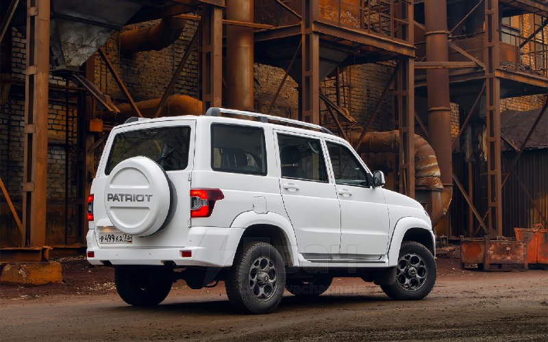 УАЗ показал новый «Патриот» — это первое обновление модели за последние 10 лет
Теперь у колымаги бу