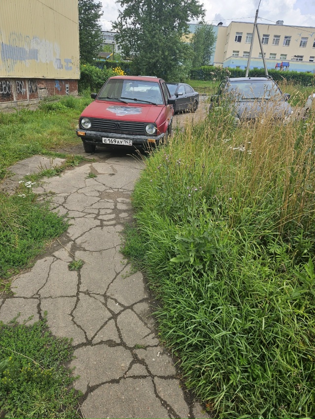Автохамы! Просто предупреждение всем любителям парков...