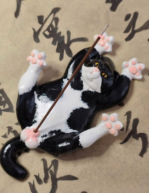 Любители благовоний на месте? Ловите идеальные подставки для этих ваших палочек.