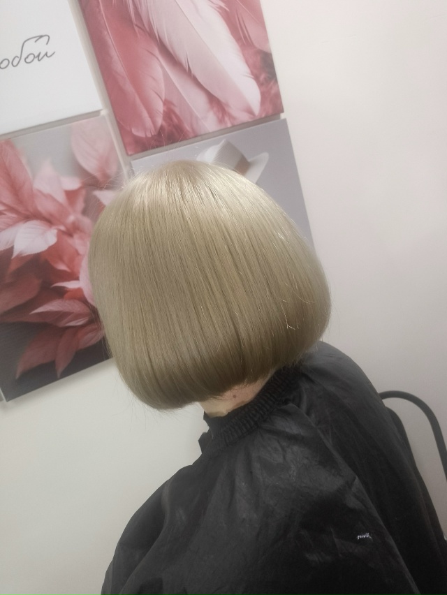 Оказание услуг парикмахера - колориста все виды сложно...