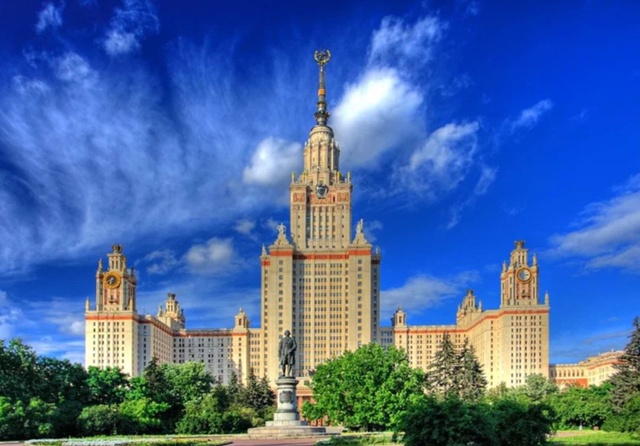 💥 Ещё одна замечательная новость!
Лидер медиацентра [...