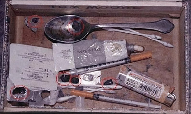 ❗️Курта Кобейна убили, это не cyицид — к такому выводу пришёл криминалист Брайан Бернетт в статье дл