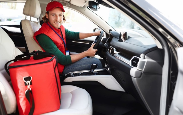 Магнит запускает доставку
Требуются курьеры авто, вел...