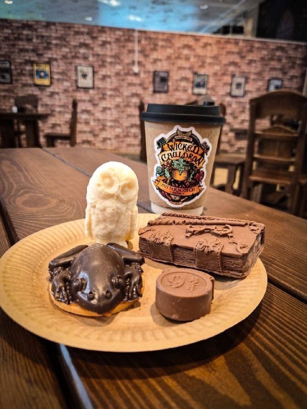 Поттероманы, общий сбор: в ЦДМ на Лубянке открылась кофейня «Wizards &amp; Owls» в тематике «Гарри П