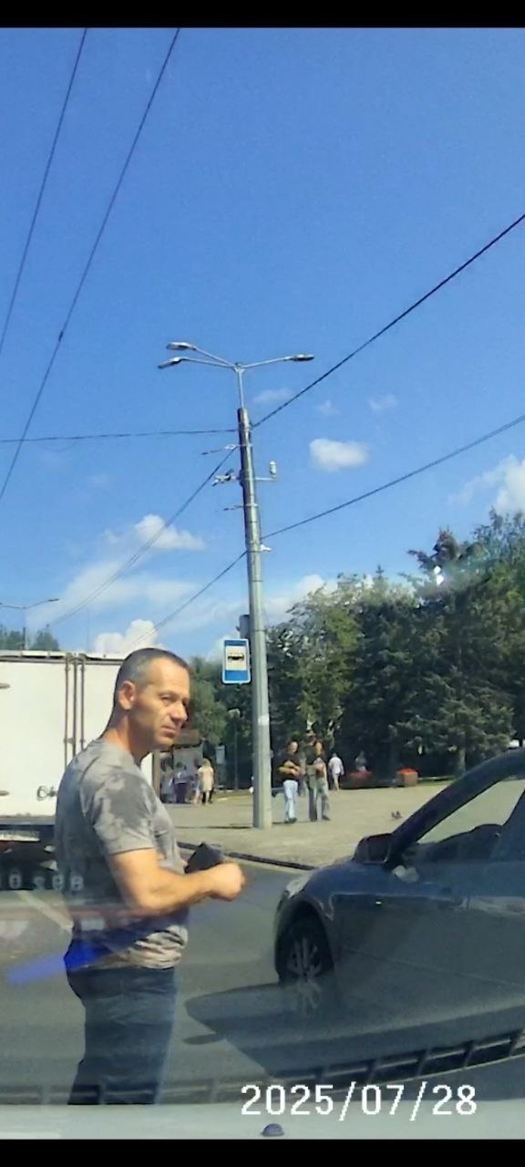 Нашел на просторах интернета. Все таки любит быдло отс?...
