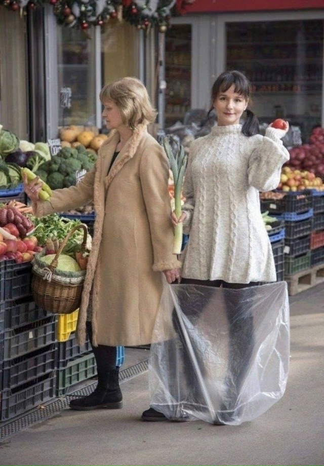 Спустя 33 года на том же рынке
В 1987 году венгерский фото...