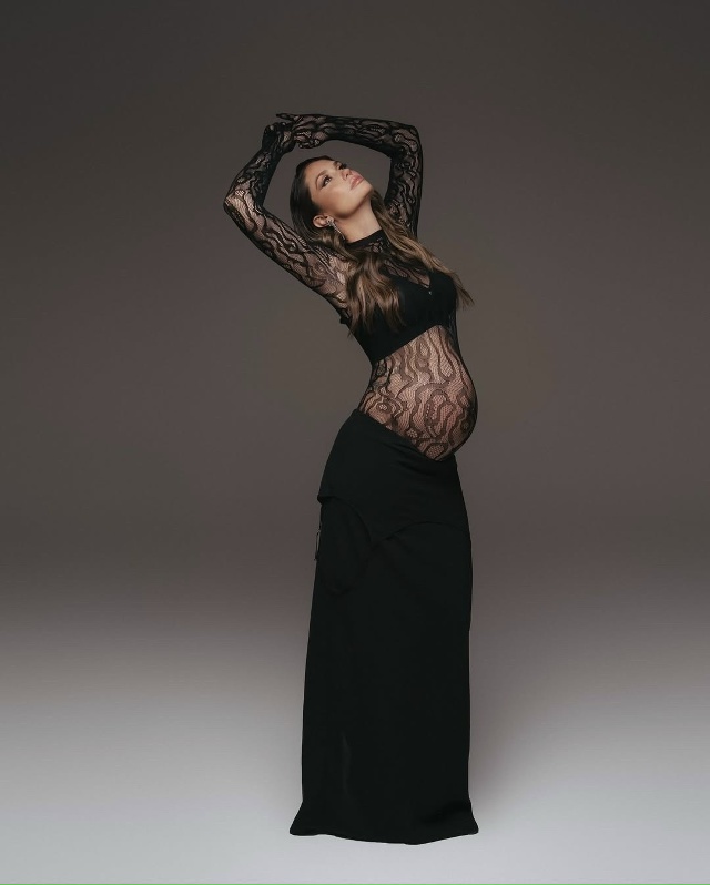 Ребята, слухи вокруг Агаты Муцениеце просто взорвали с...