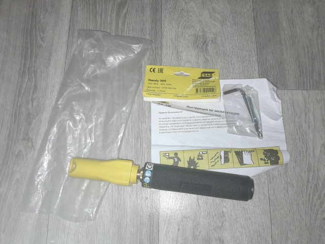 Электрододержатель винтовой Есаб 300А + электроды Есаб ?...