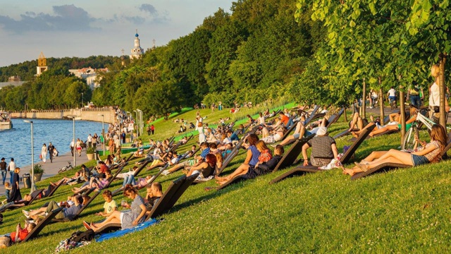В Москве к 2050 году будет климат, как на черноморском ку?...