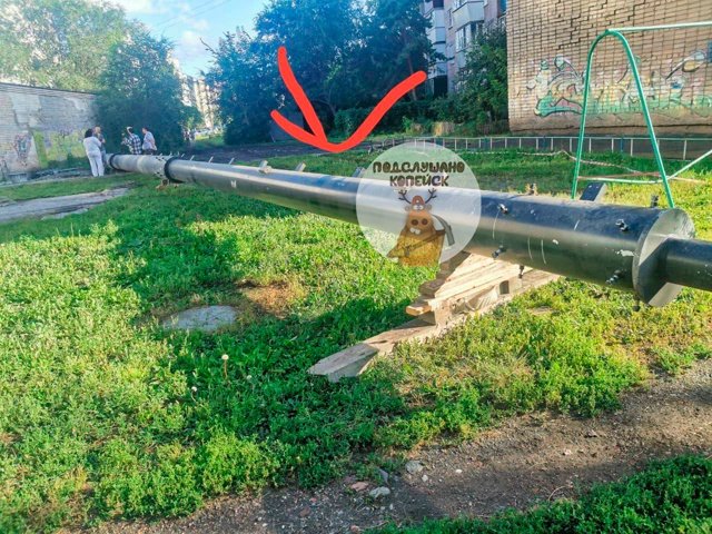 ❗️⚡️ Во дворе на Коммунистическом, 13 устанавливают 40...