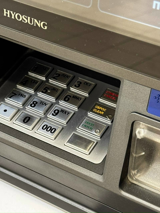 ‼ Банки стали массово БЛОКИРОВАТЬ СЧЕТА за переводы с?...