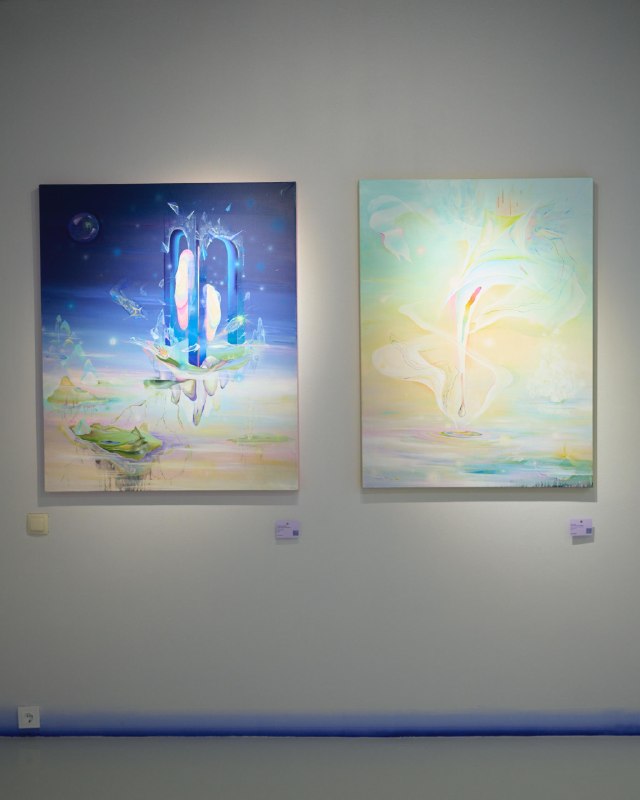 Девочки, в Postrigay Gallery проходит оч классная выставка «Юдоль. Путь к источнику».
Художница Мар
