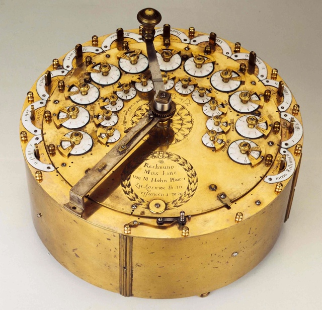 Счётная машина, созданная Филиппом Маттеусом Ганом в г...